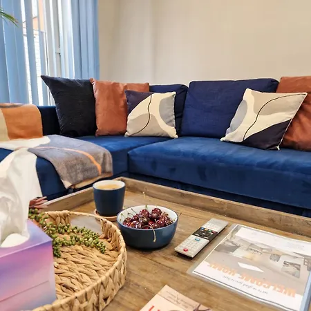 Appartement Bright 1-Bed Flat Near Fulham Broadway Station With Free Wifi And Netflix à Londres Extérieur photo
